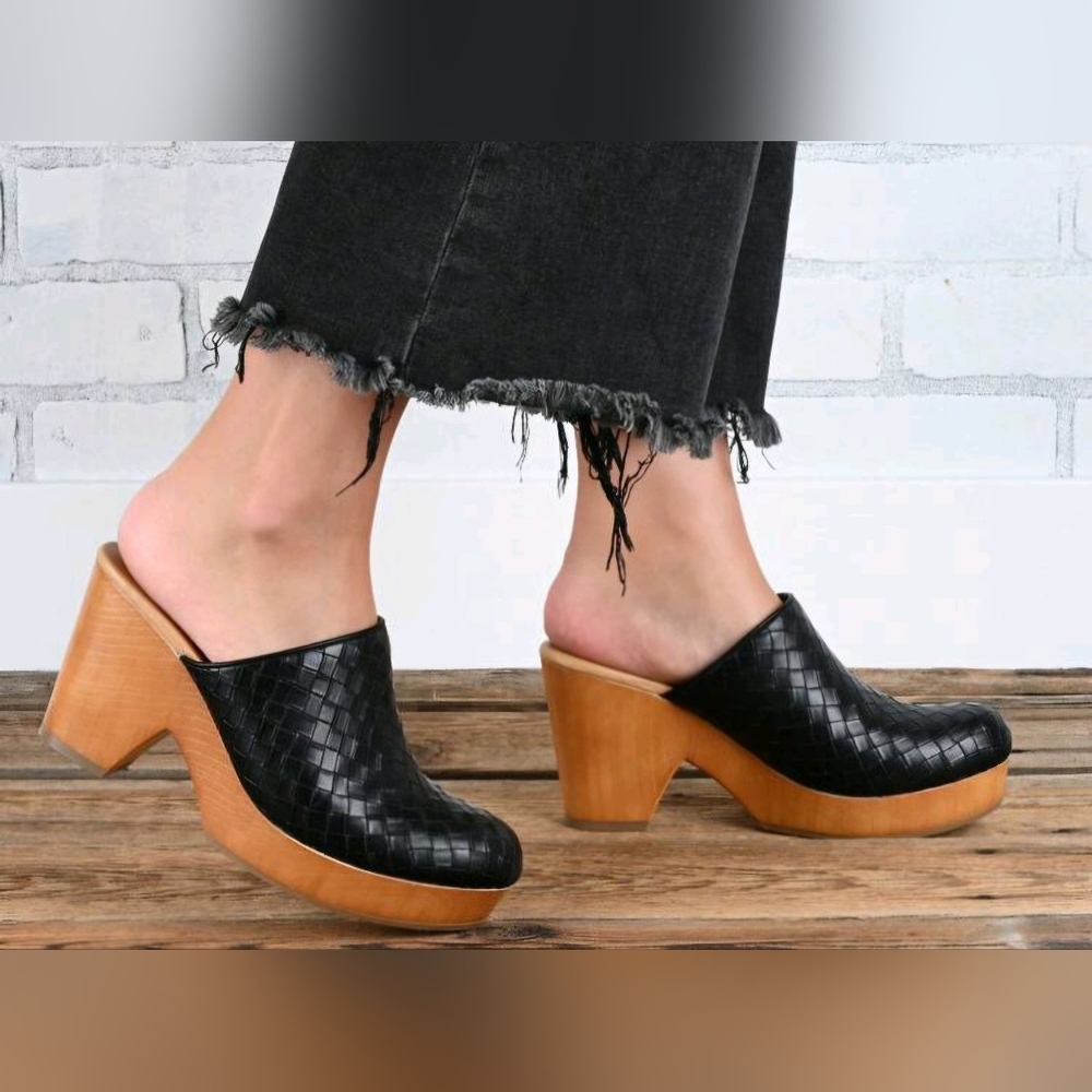 Women's Clog Heels 6